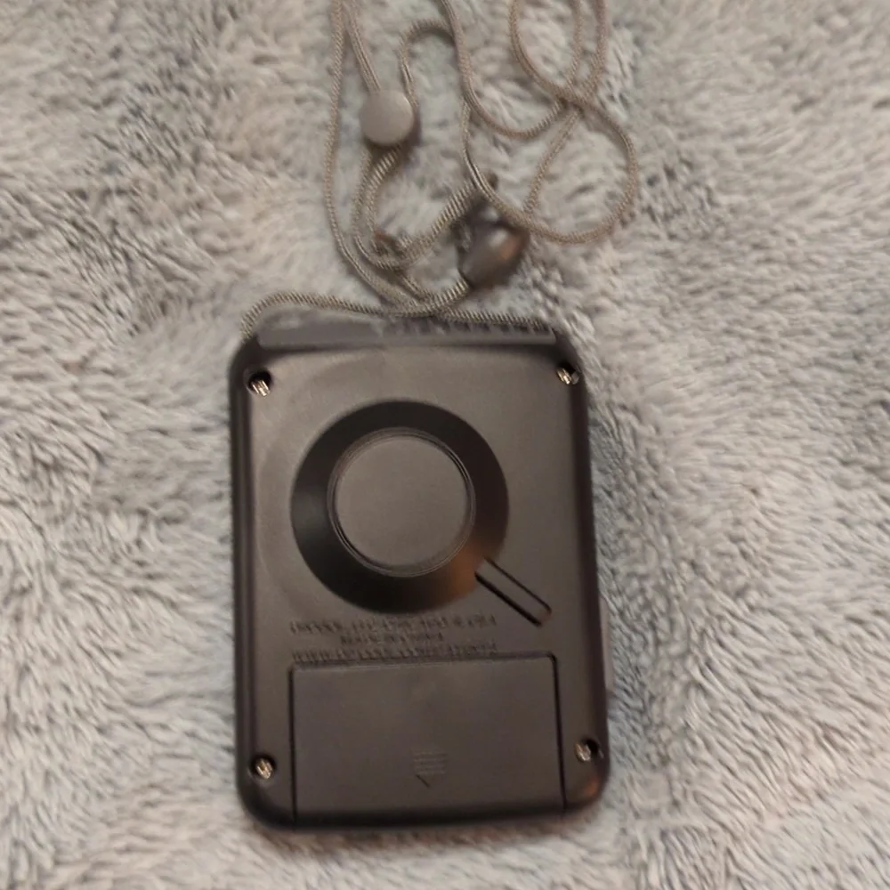 O2Cool Necklace Fan - Picture 3 of 4